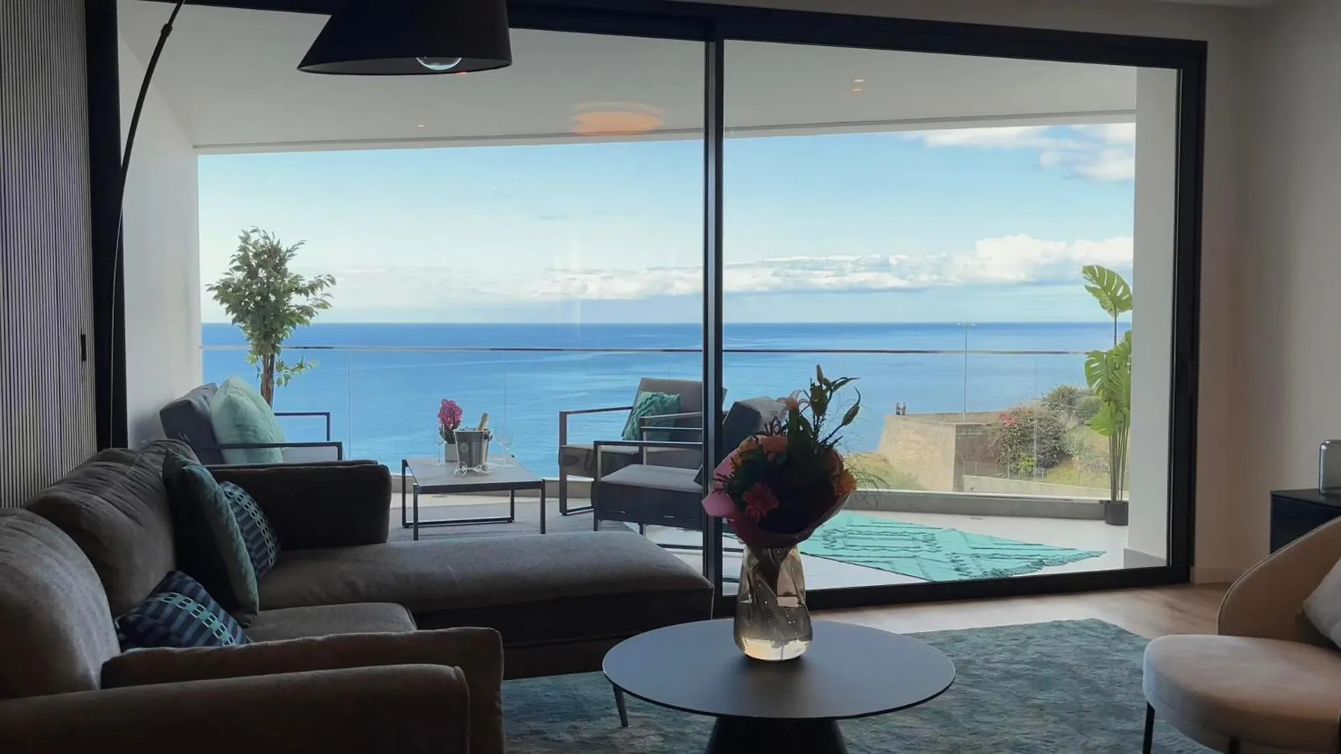 Apartmán Oceanfront Elegance Madeira Retreat Câmara de Lobos